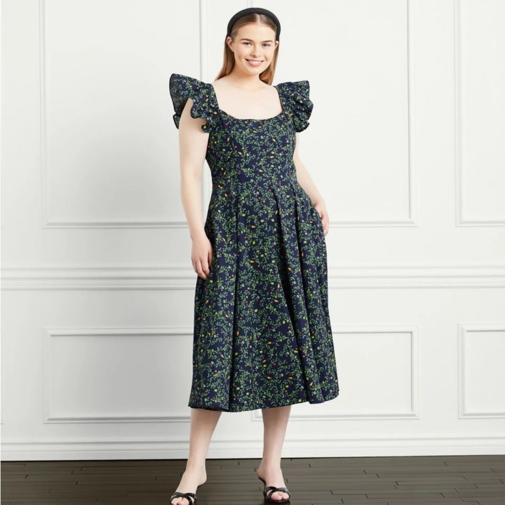 NWOT Hill House Home Daphne Dress in Midnight Garden Vegetable